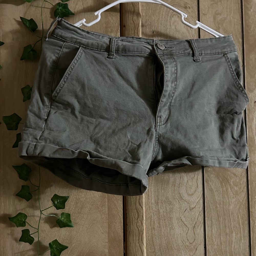 Aeropostale high rise midi shorts 12